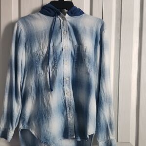 American Eagle Outfitters Blue Gradient Hooded Shirt